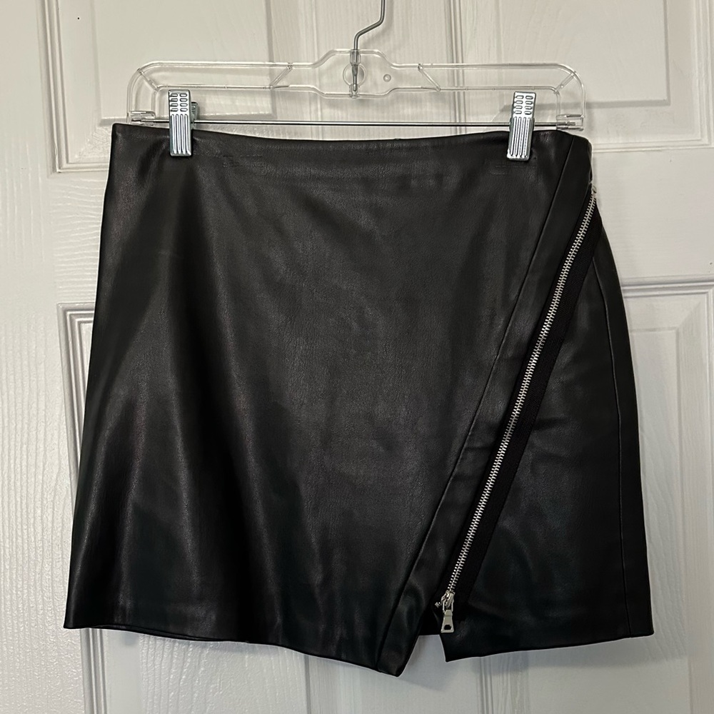 Zara Black Pleather Mini Skirt with zipper detail